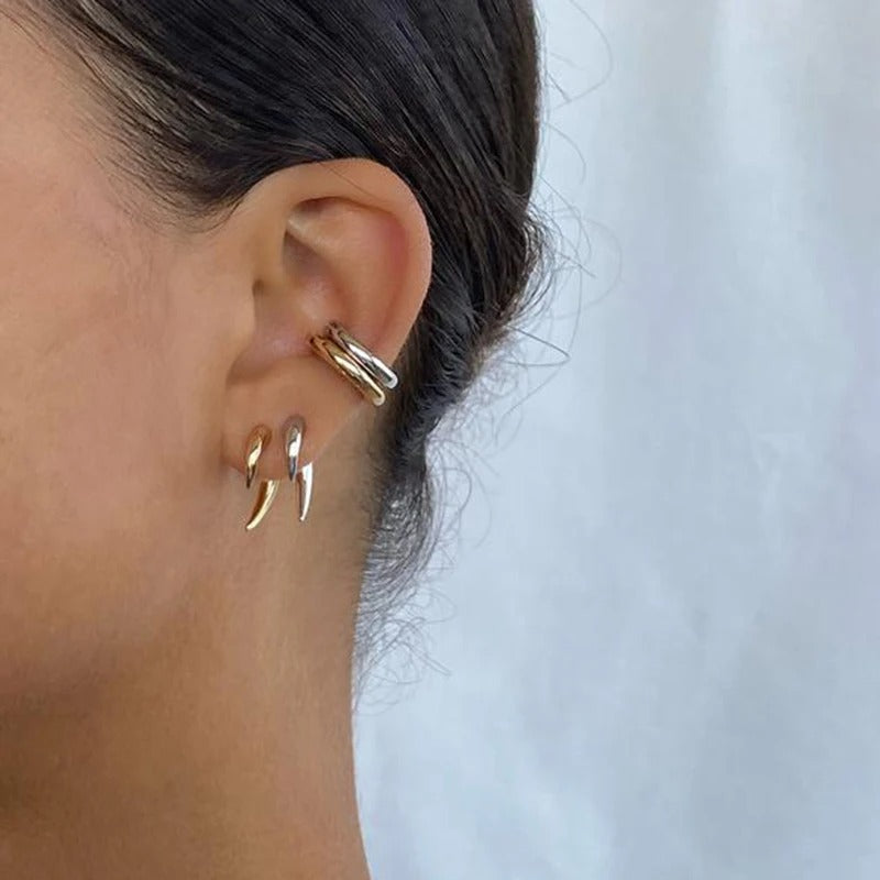 Embrasse l'aventure avec ce piercing d'oreille tribal en métal précieux