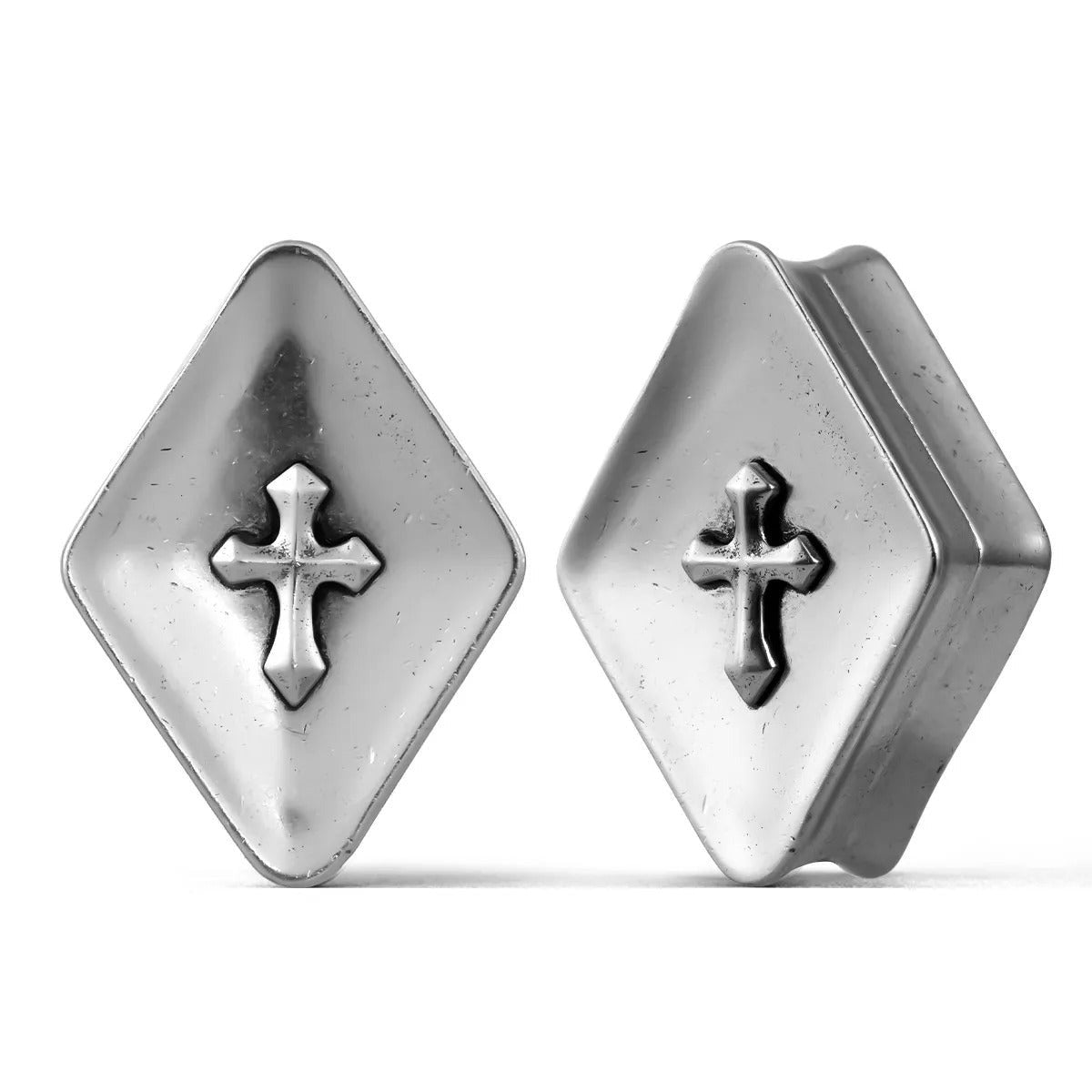 Plugs d'oreilles croix gothique en argent.